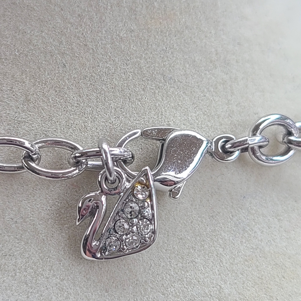 Swarovski Heart Necklace-Great Condition - Picture 5 of 5